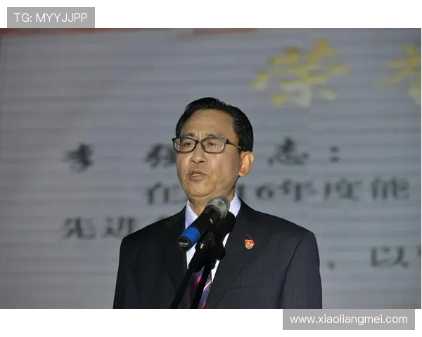 李强的滑板人生:在深度对话中探索梦想与坚持的力量 李强的滑板人生:在深度对话中探索梦想与坚持的力量