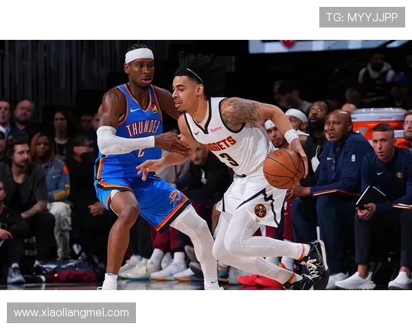 尼克斯与掘金激战正酣球迷期待精彩对决与惊艳表现 尼克斯与掘金激战正酣球迷期待精彩对决与惊艳表现